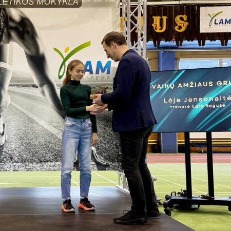 Geriausių Klaipėdos lengvosios atletikos mokyklos sportininkų apdovanojimai 2024